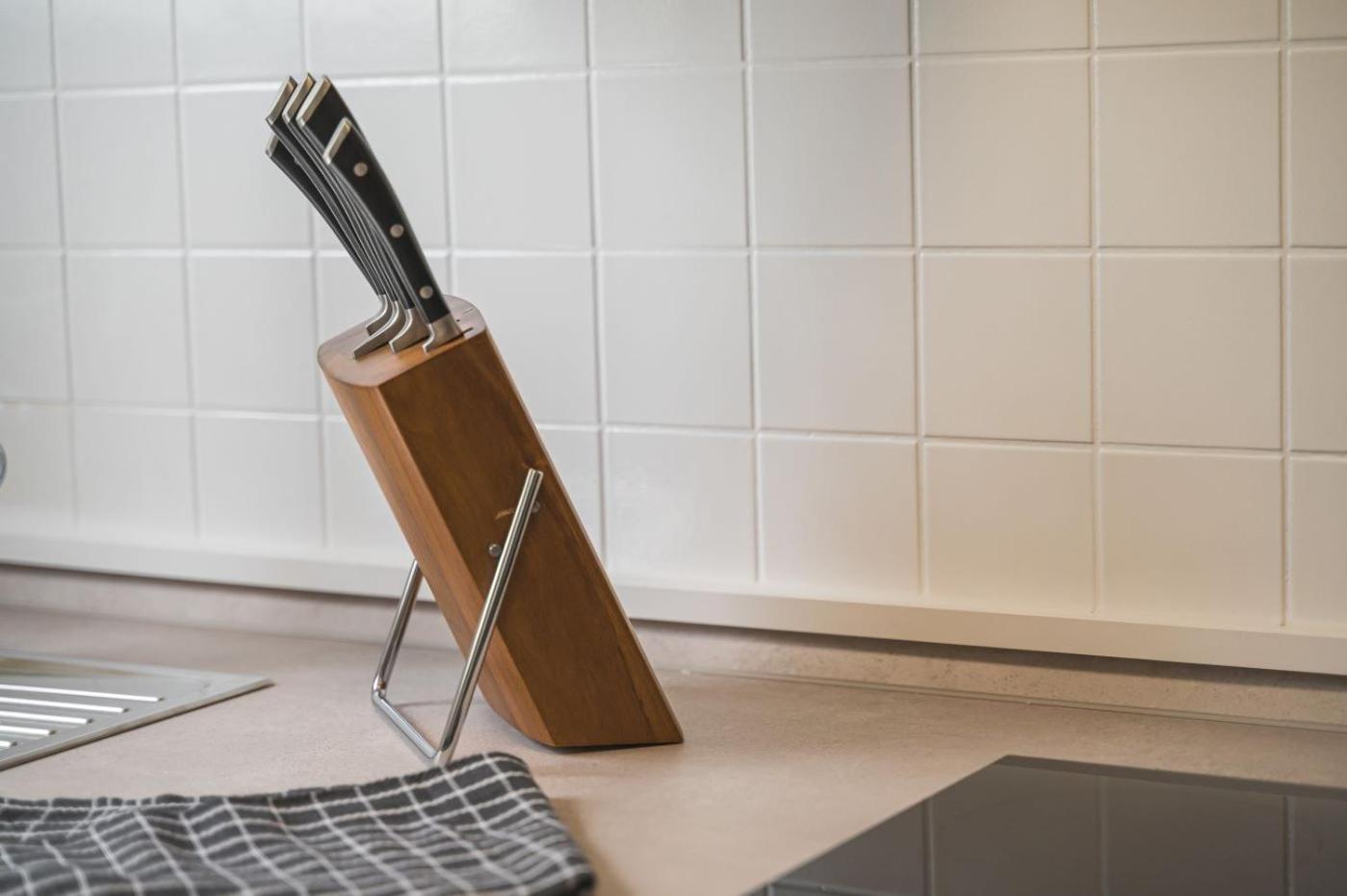 Westside Flat - 5Min To Downtown Apartment Ludwigsburg Ngoại thất bức ảnh