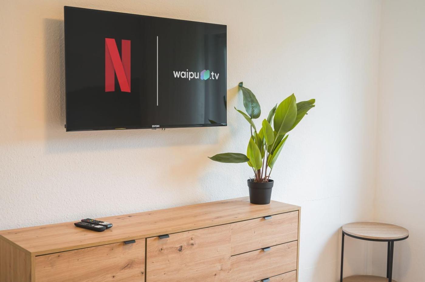 Westside Flat - 5Min To Downtown Apartment Ludwigsburg Ngoại thất bức ảnh